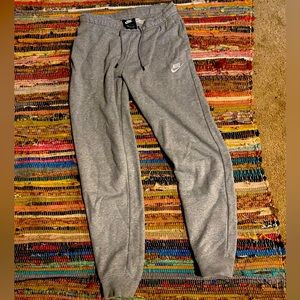 Women’s Nike sweatpants